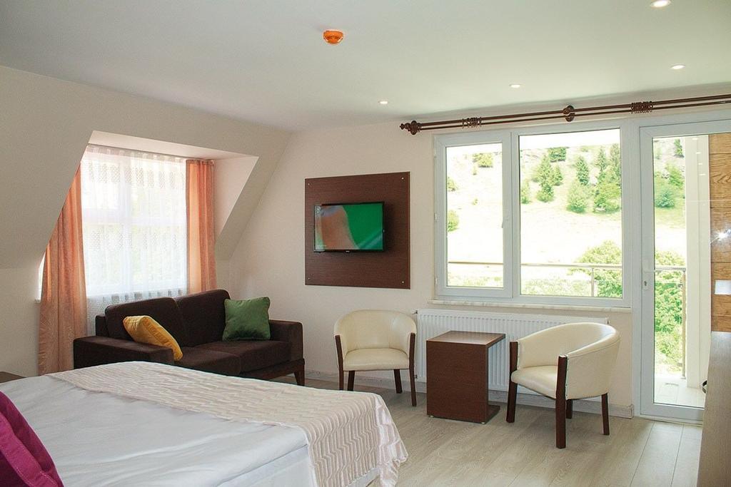 Hotel Green Valley Savsat Eksteriør billede